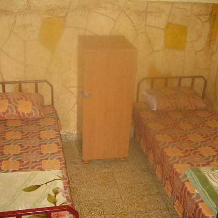 Talal Hotel Beirut Eksteriør bilde